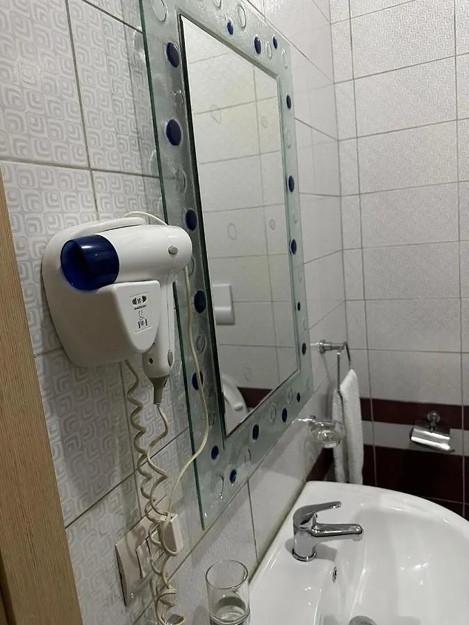 Hotel Gjuta Farke e Madhe 4*,  Albania